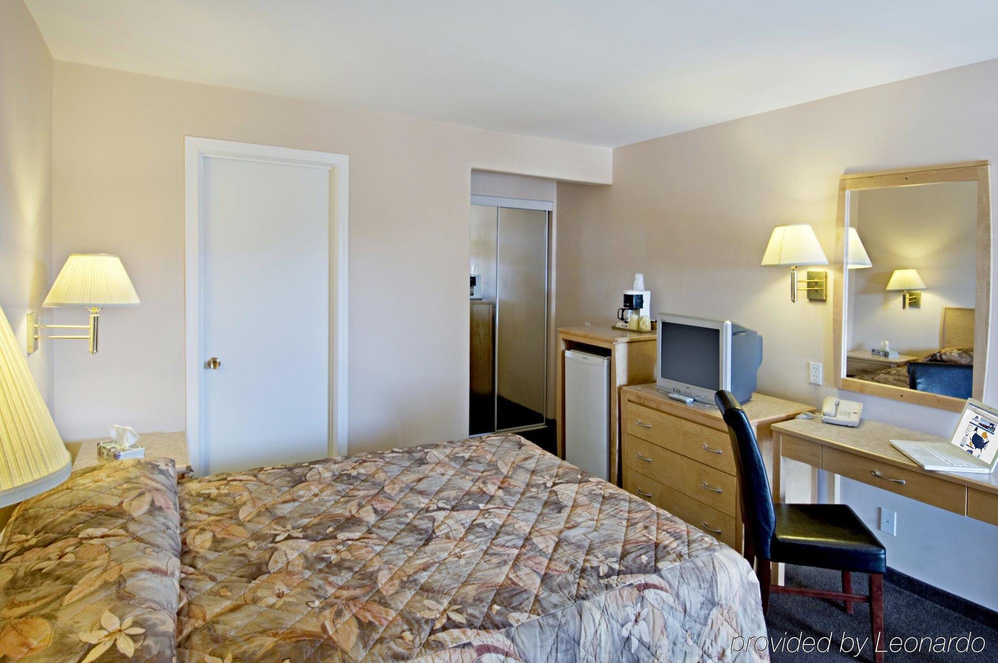 Canadas Best Value Inn-Prince George Chambre photo